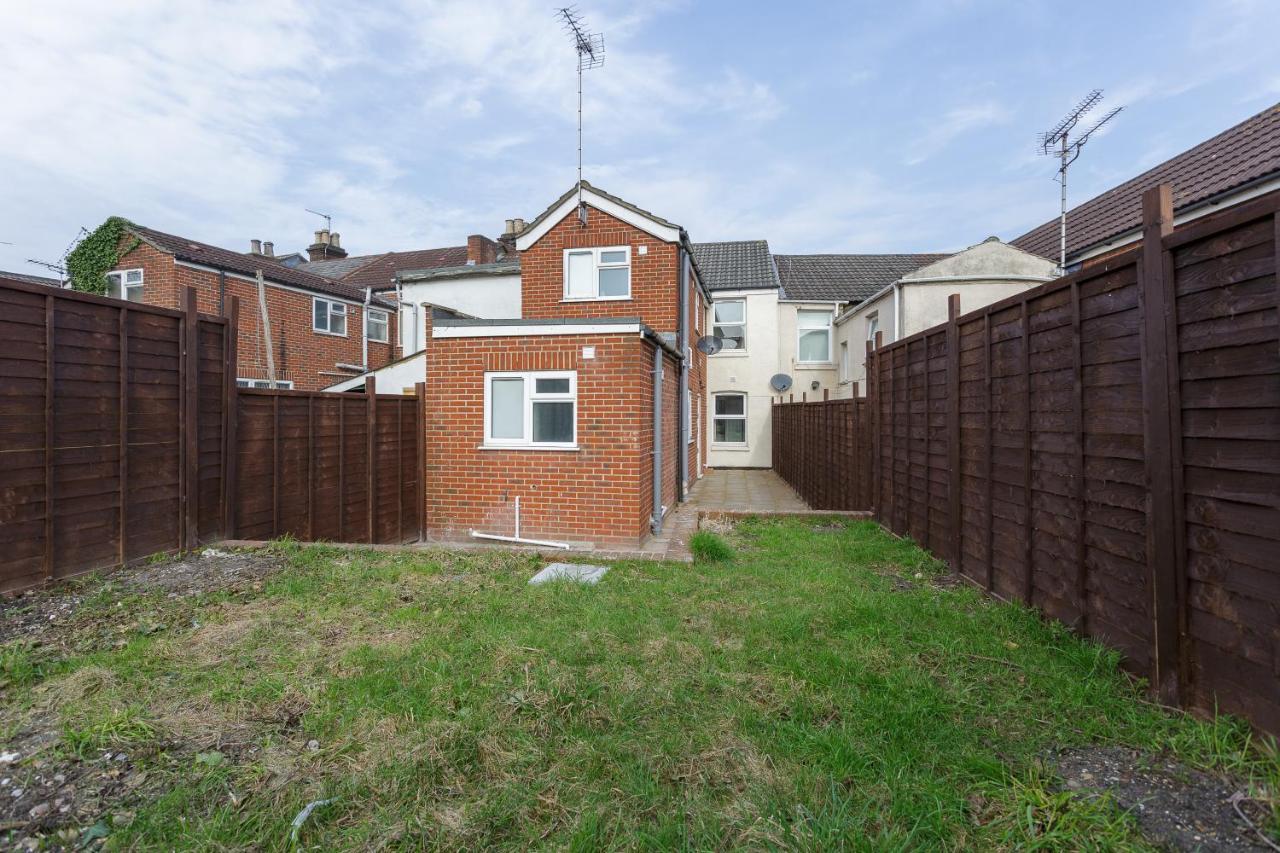 Blackberry - Stylish Self-Contained Flats In Soton City Centre 南安普敦 外观 照片