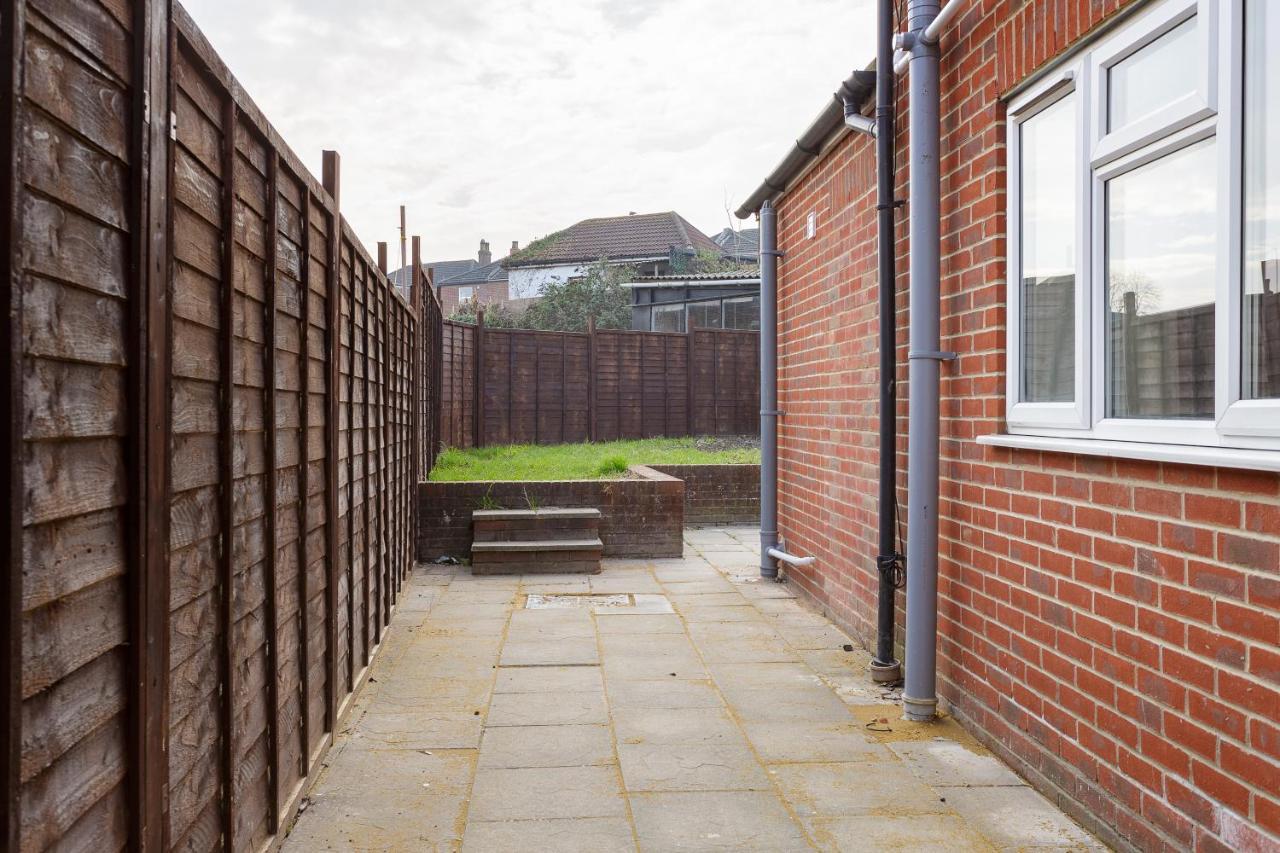 Blackberry - Stylish Self-Contained Flats In Soton City Centre 南安普敦 外观 照片