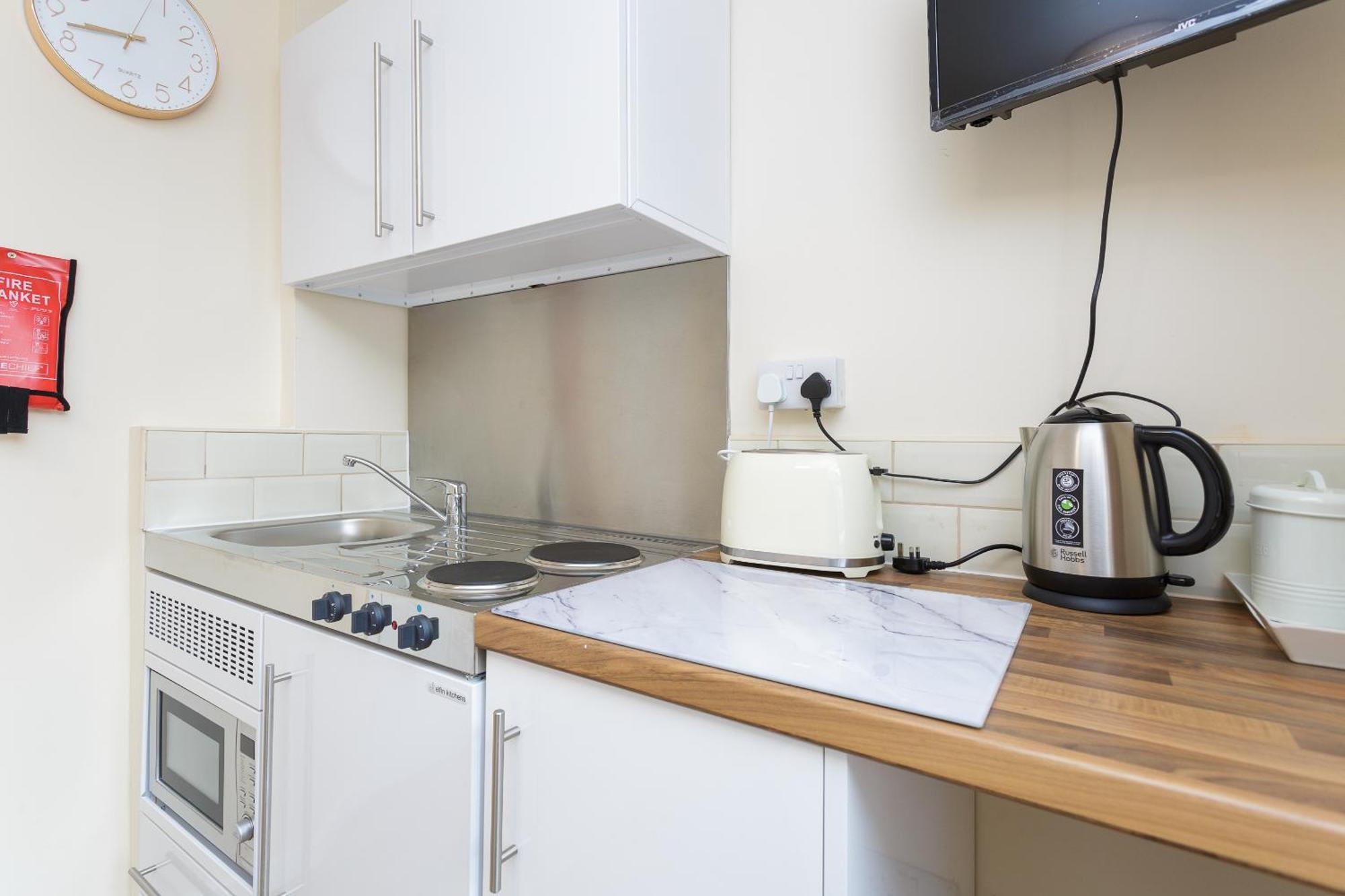 Blackberry - Stylish Self-Contained Flats In Soton City Centre 南安普敦 客房 照片