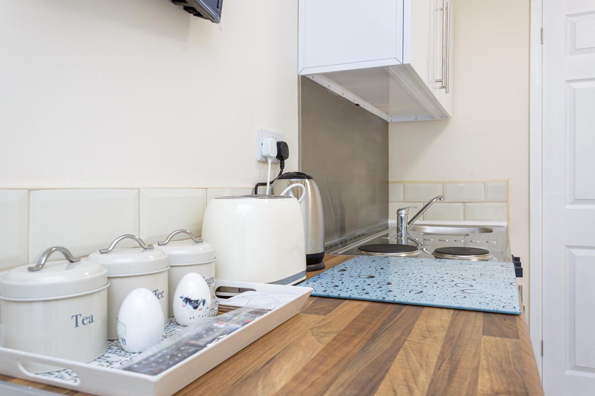Blackberry - Stylish Self-Contained Flats In Soton City Centre 南安普敦 客房 照片